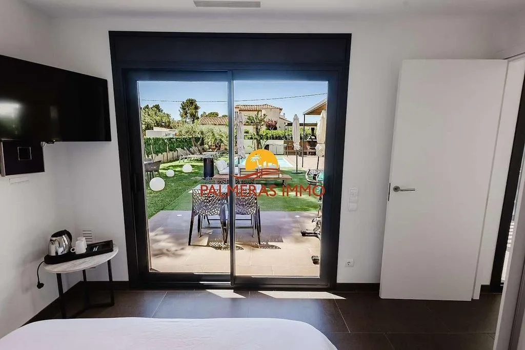 Chambres - Chalet with Pool and Terrace in Les Tres Cales