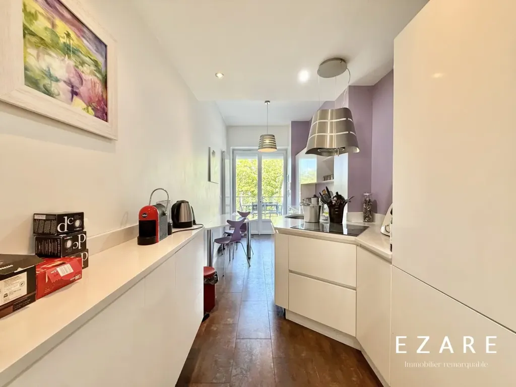 Kitchen - City Centre House with Pool in Dijon
