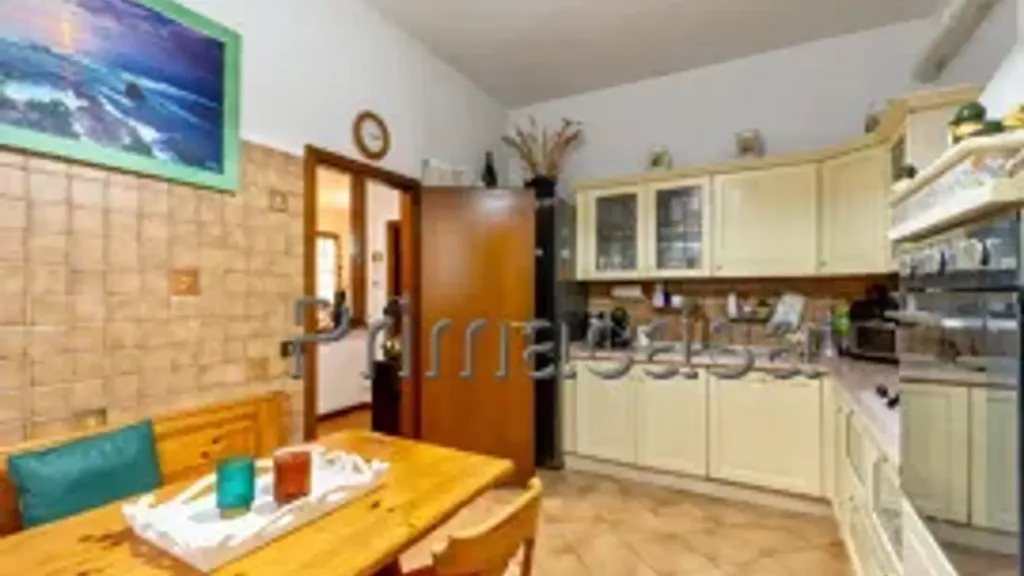 Söögituba - Detached House with Garden in Carpi