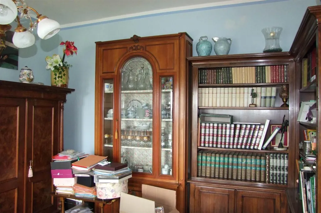 Bureau - Apartment with Private Garden in Reggello