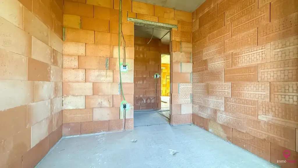 hallway_entrance