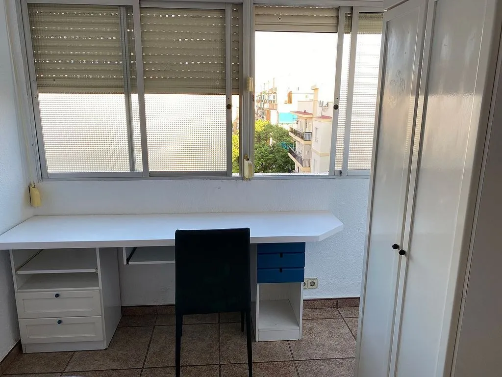 Office - Brightly Lit Flat with Terrace in Dr. Manuel Candela