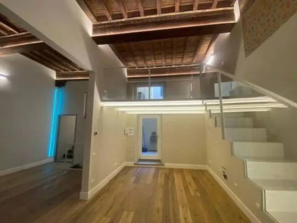 Rooms - Luxury 4-Bedroom Apartment in Florence