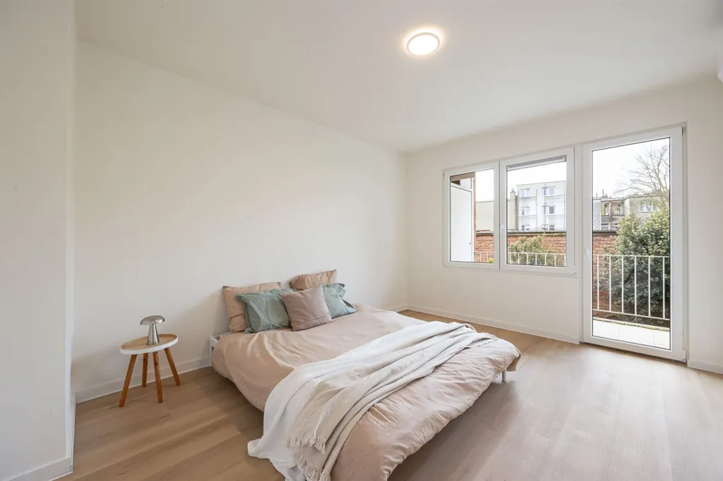 Magamistoad - Renovated Garage with Garden Access in Rivierenhof