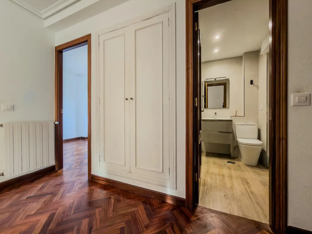 Esik - Modern Flat with Sea View in Valdenoja, Santander