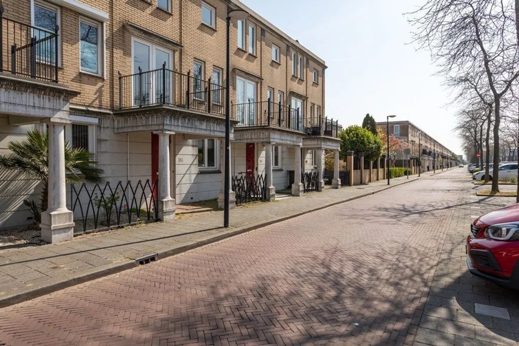 Extérieur - Three-Bedroom Tussenwoning with Garden in Rijswijk