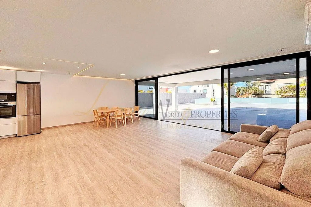 Elutuba - Modern Villa with Private Pool in El Madroñal