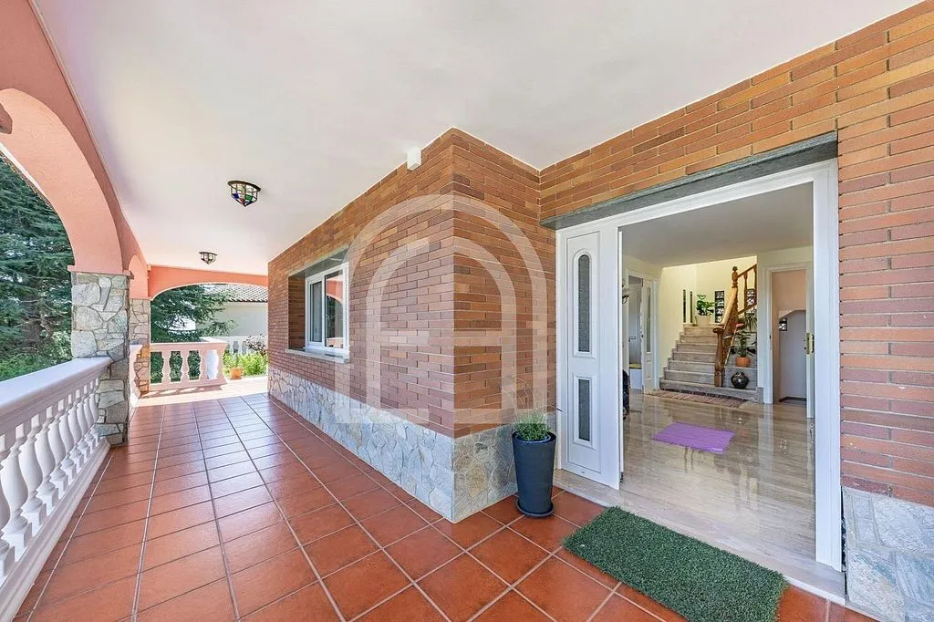 Terrazza - Chalet with Sea Views in Mas Ram, Badalona