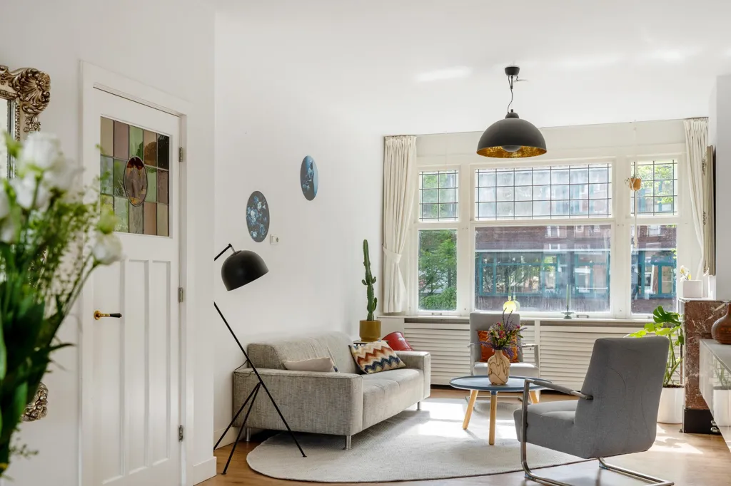 Living Room - Galerie Flat with Balcony in Blijdorp