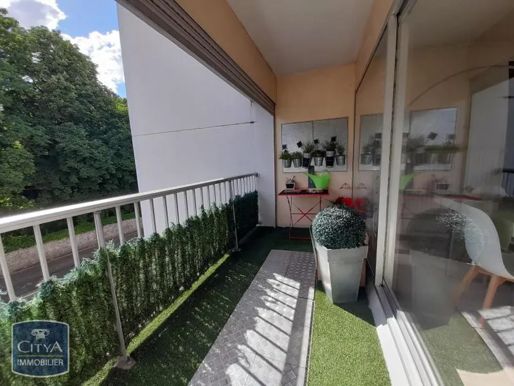Balcony - 4-Piece Apartment with Terrace in Doubs