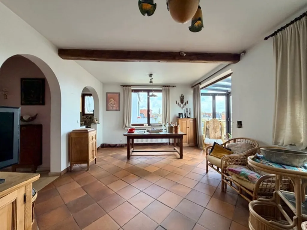 Salle à manger - Duplex avec Volumes et Lumière à Sint-Agatha-Berchem
