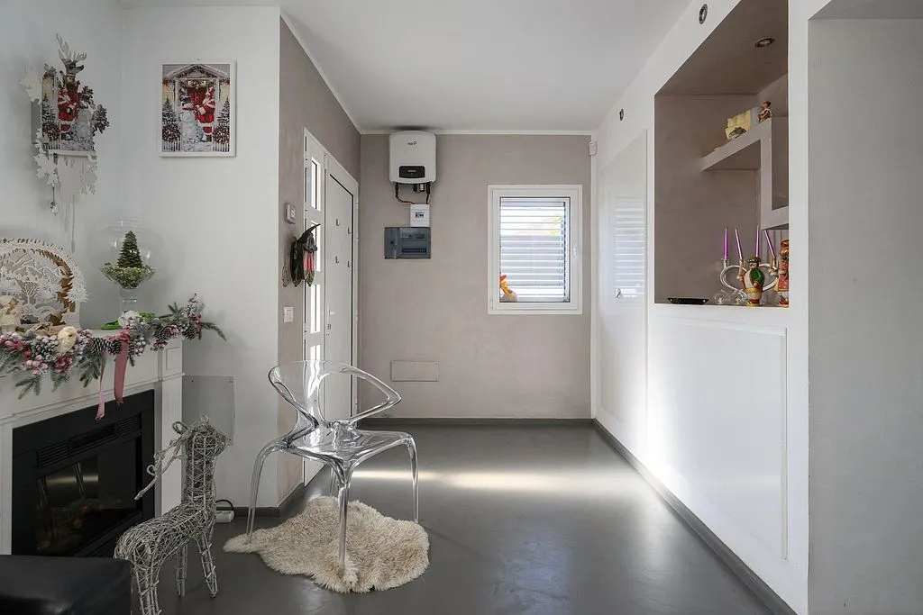 Esik - Terraced House with Pool in Las Mesas