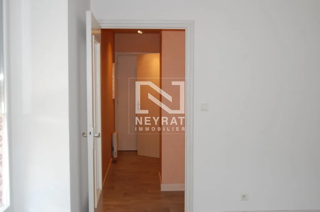 Pièces - Appartement T3 avec Interphone à Sennecey-le-Grand