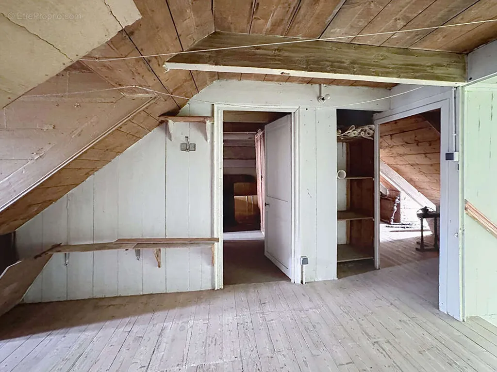 Pièces - Maison de Maître à Rénover en Centre-ville de Lesneven