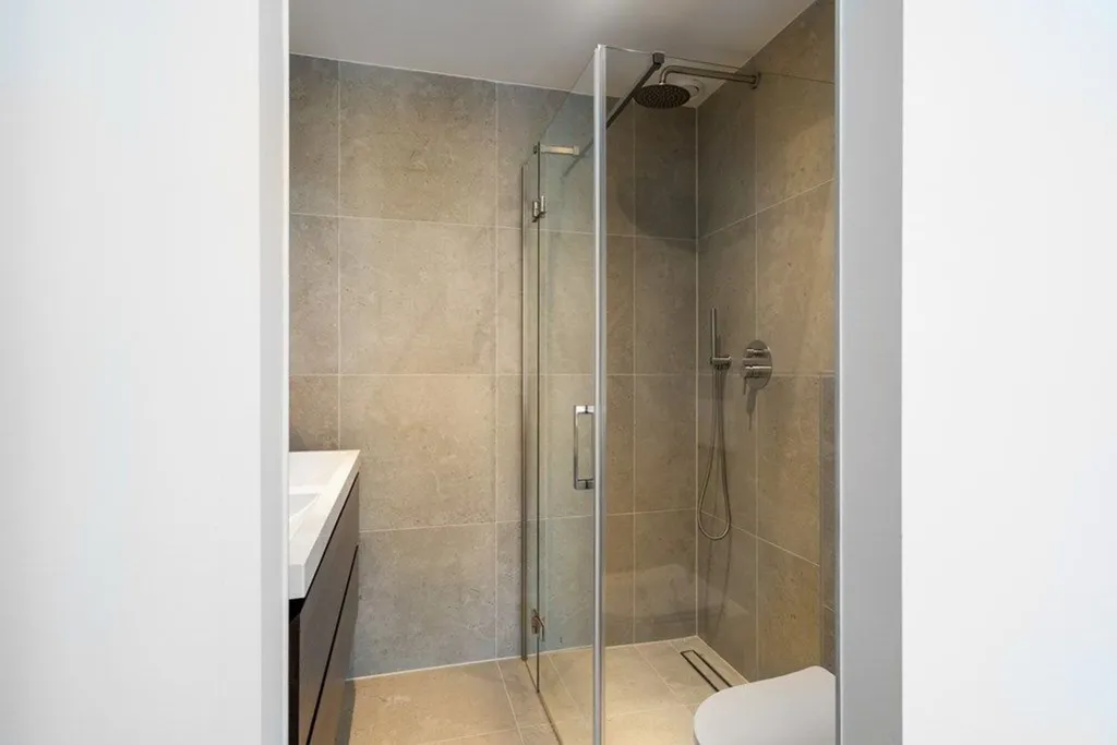 Salles de bain - Renovated Apartment with Garden in The Hague