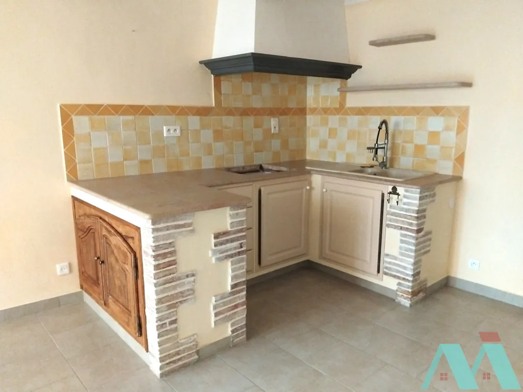 Cucina - Duplex Flat with Climatisation in Lorgues