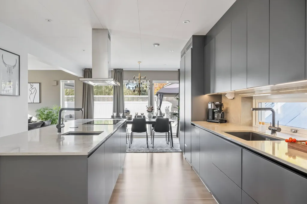 Cuisine - Contemporary Two-Storey House in Svärtinge