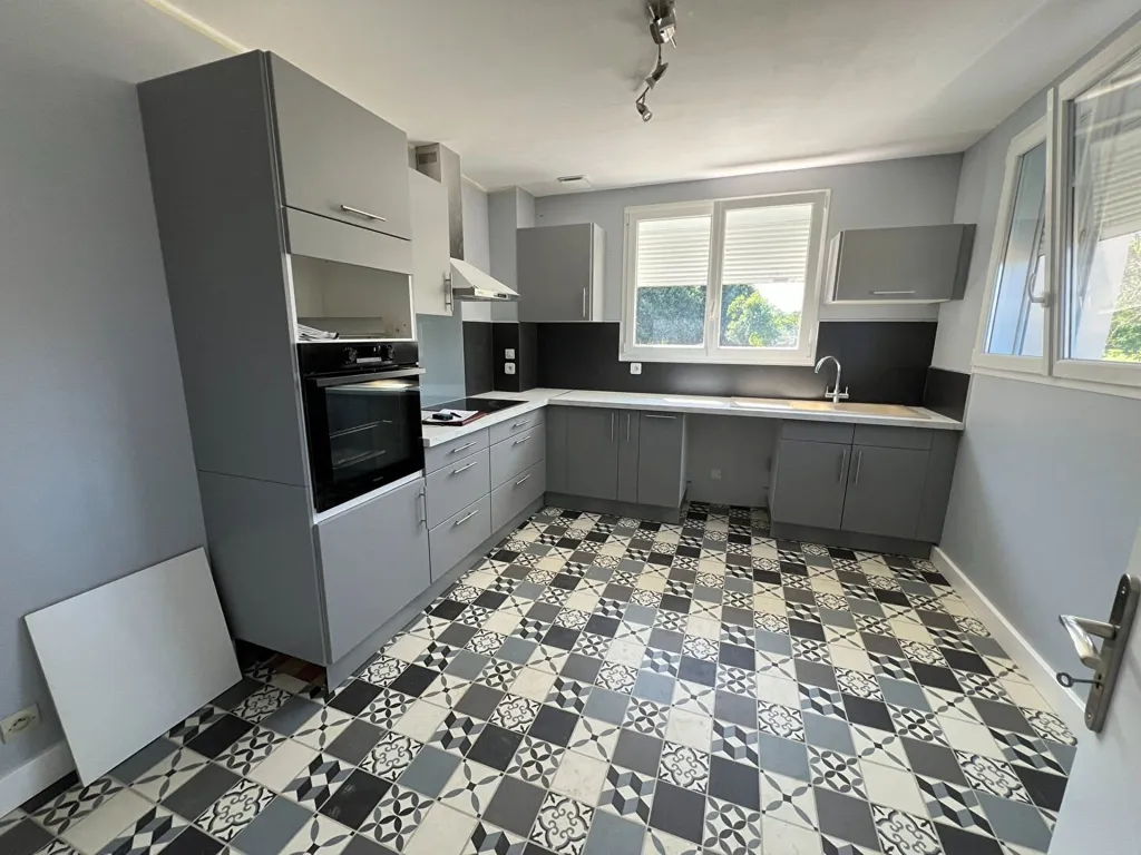 Kitchen - Minière House with Workshop in Payré