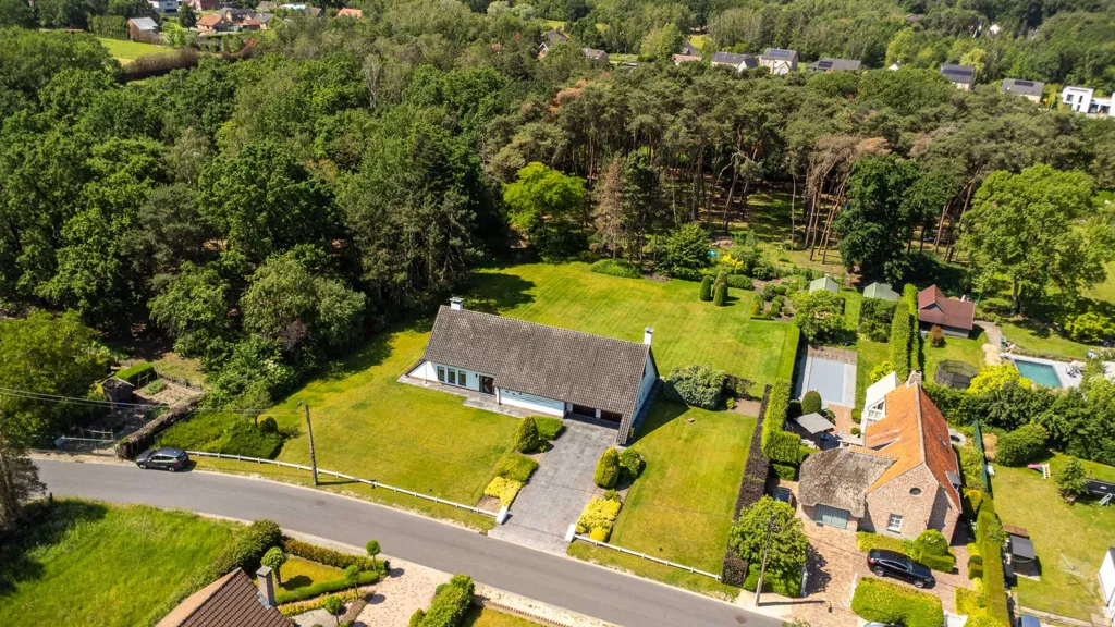 Vista aerea - House with Large Garden in Tremelo