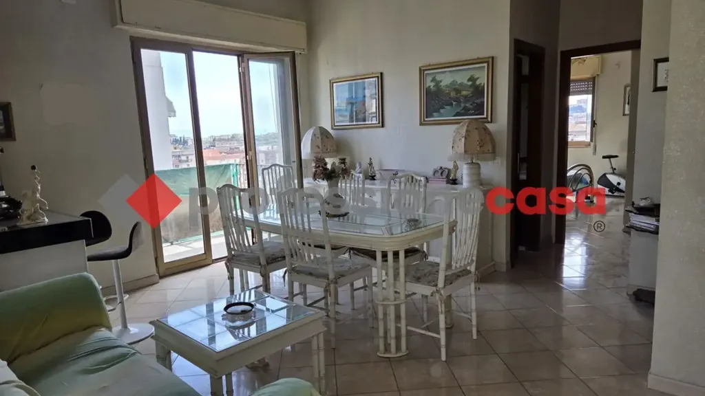 Söögituba - 2-Bedroom Apartment near Piazza Risorgimento, Catania