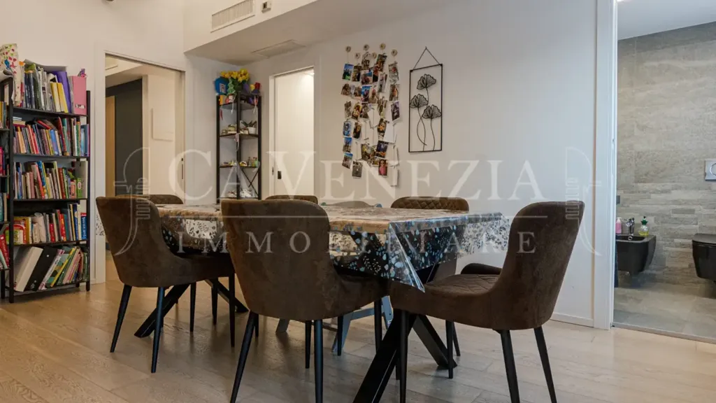 Salle à manger - Restored Apartment with Central Location in Venice