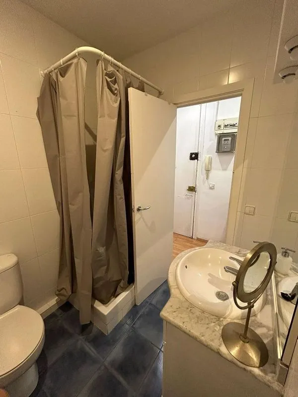 Vannitoad - Apartment with Terrace in La Nova Esquerra de l'Eixample