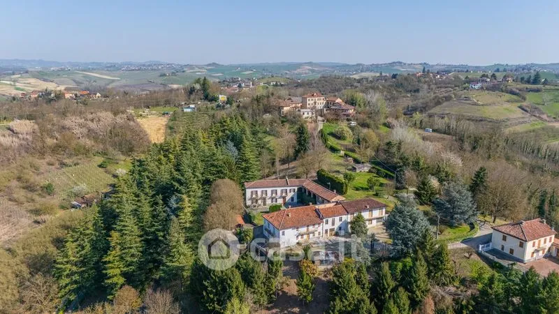 Vue aérienne - Historic Estate with Panoramic Views in Portacomaro