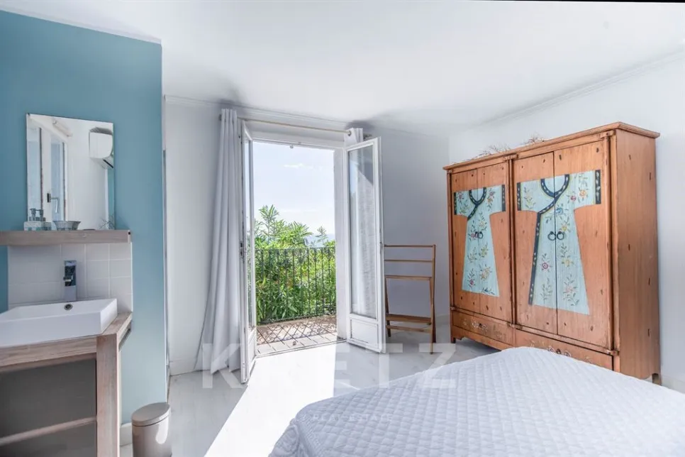 Chambres - Villa Pieds dans l'eau avec Crique Privée à Erbalunga