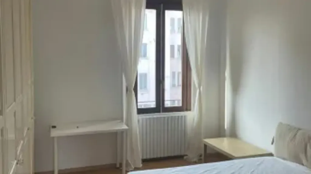 Camere da letto - Brightly Lit Flat with Kitchen in Milan