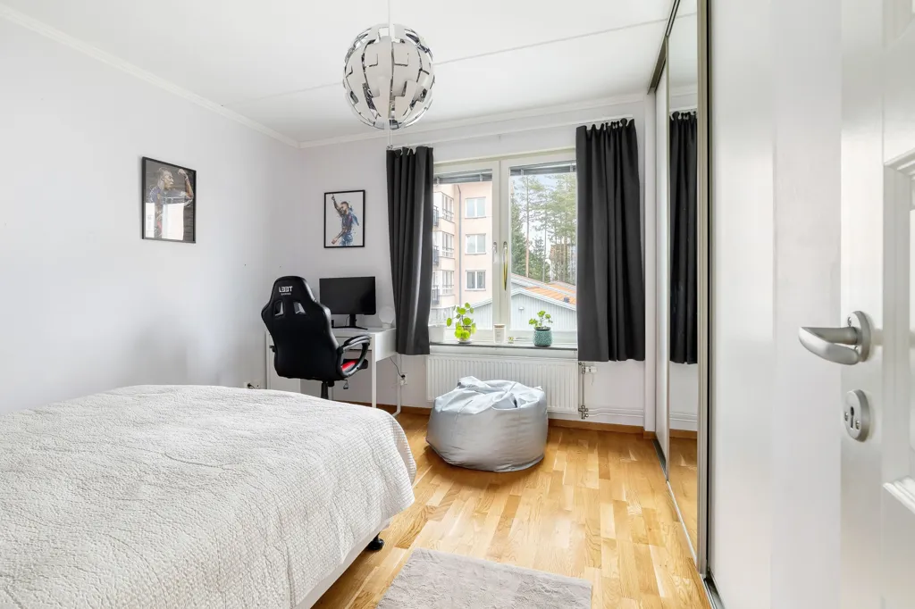 Chambres - Apartment with Balcony in Vallentuna