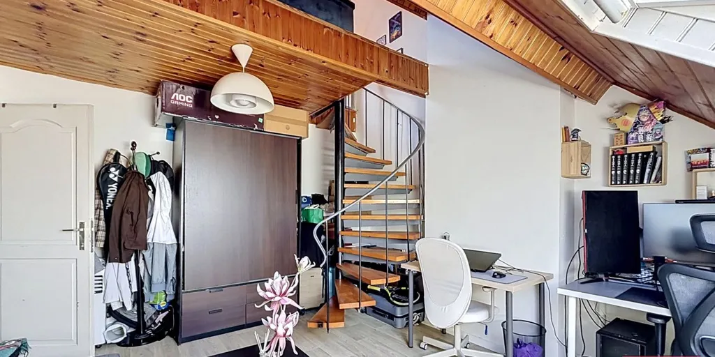 Rooms - Triplex with Charm in Schaarbeek