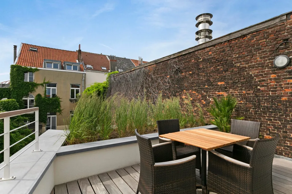 Terrasse - Duplex Lumineux avec Terrasse à Dansaert