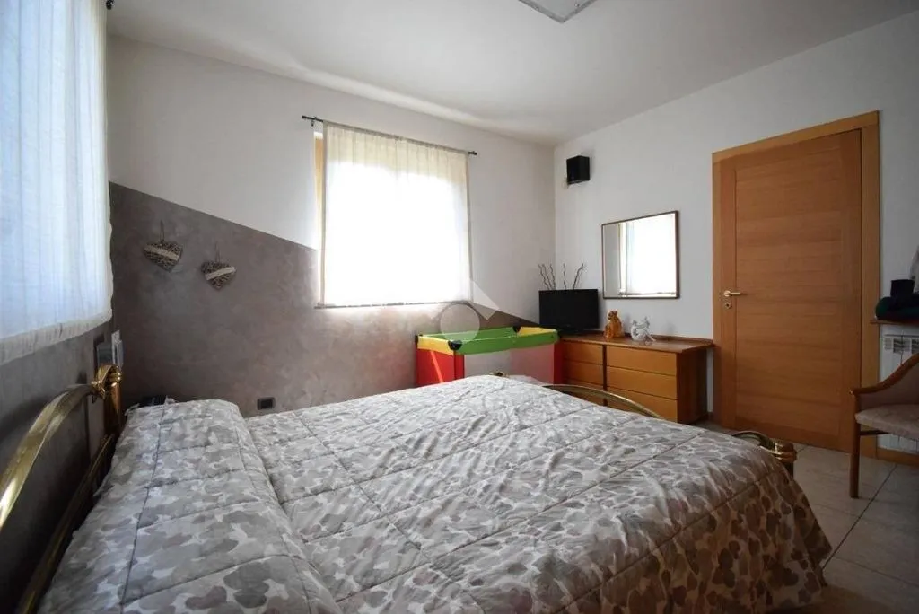 Bedrooms - Luxury Villa with Private Garden in Brugherio