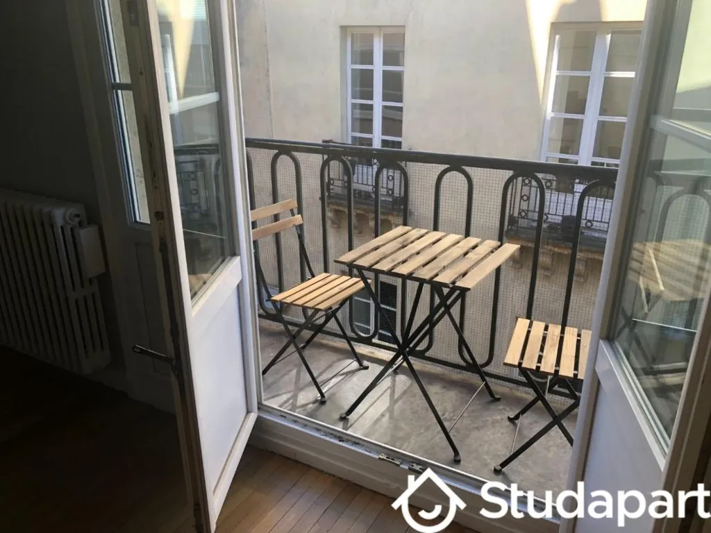 Rõdu - Shared Flat with Balcony in City Centre