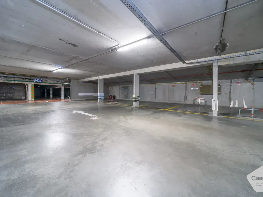 Garage - Place de Parking Souterraine à De Panne
