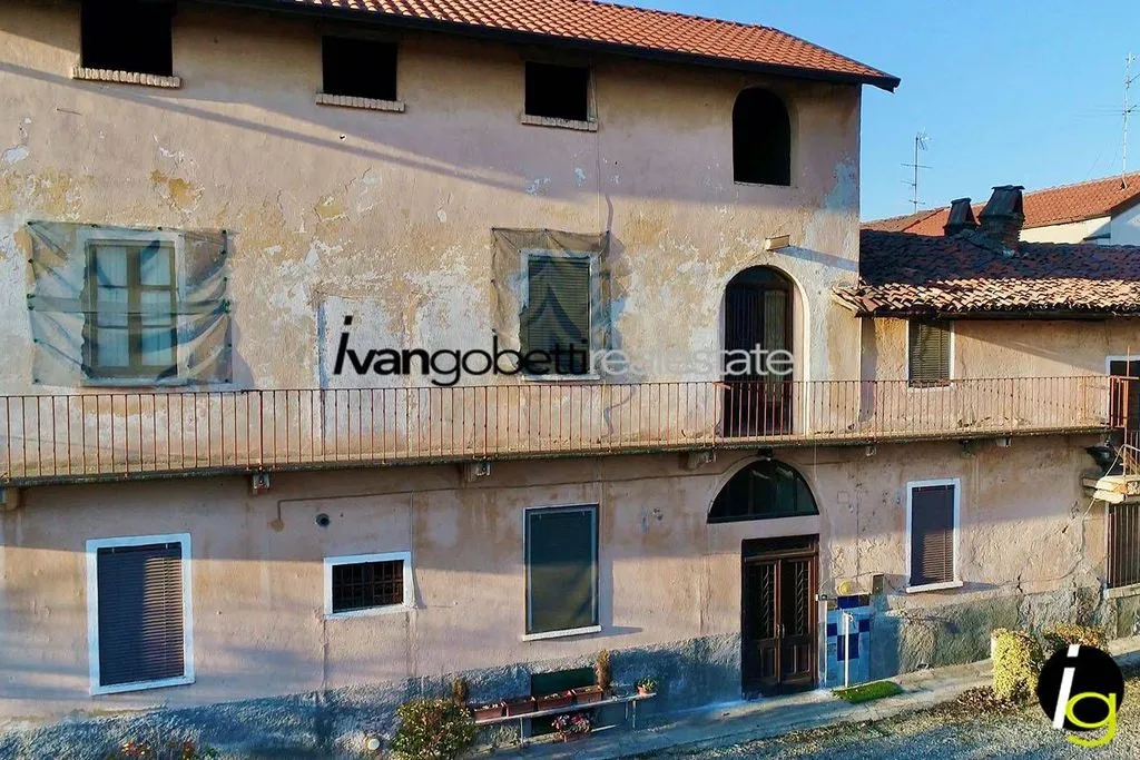 Välivaade - Rustic Farmhouse with Views in Busto Arsizio