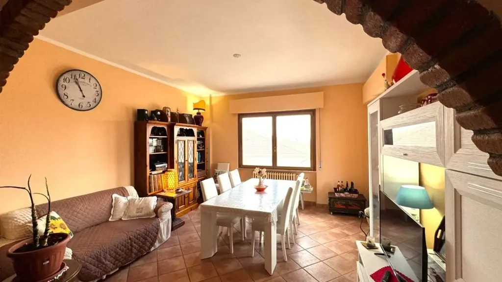 Salle à manger - Sea View Apartment with Terrace in Rosignano Marittimo