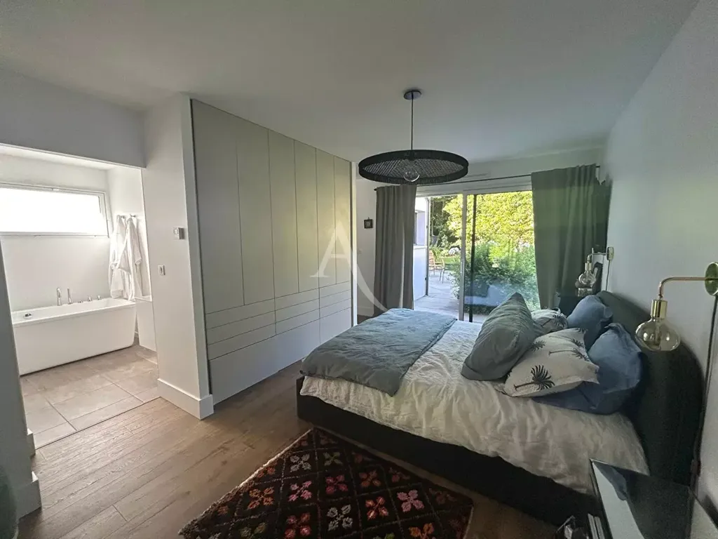 Magamistoad - Contemporary Villa with Garden in Orvault
