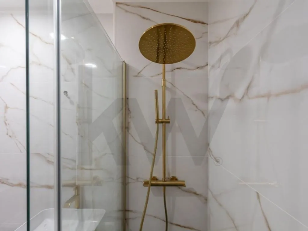 Salles de bain - Luxury Flat with Sea View in Paço de Arcos