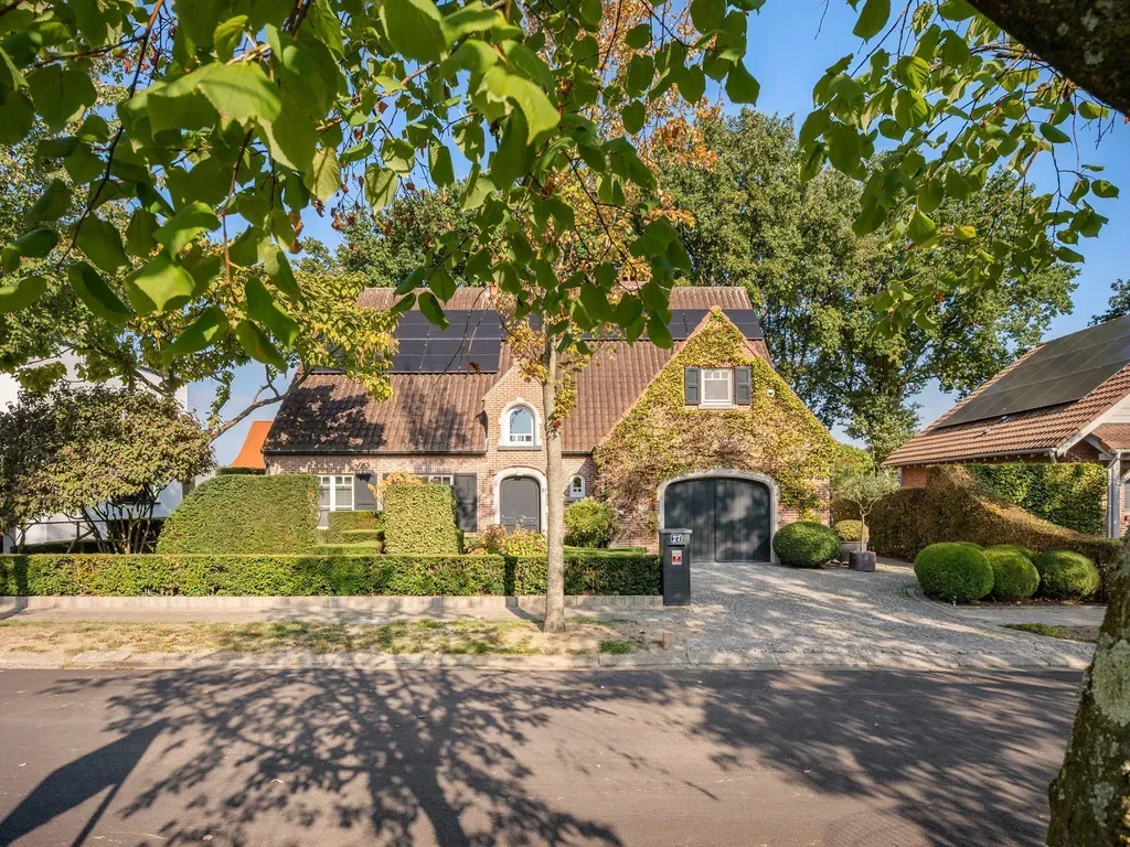 Extérieur - Villa Énergétique avec Jardin à Kapellen