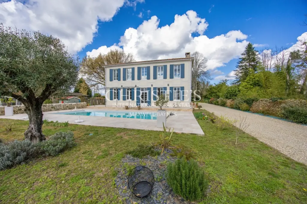 Extérieur - Maison Familiale avec Piscine dans les Graves