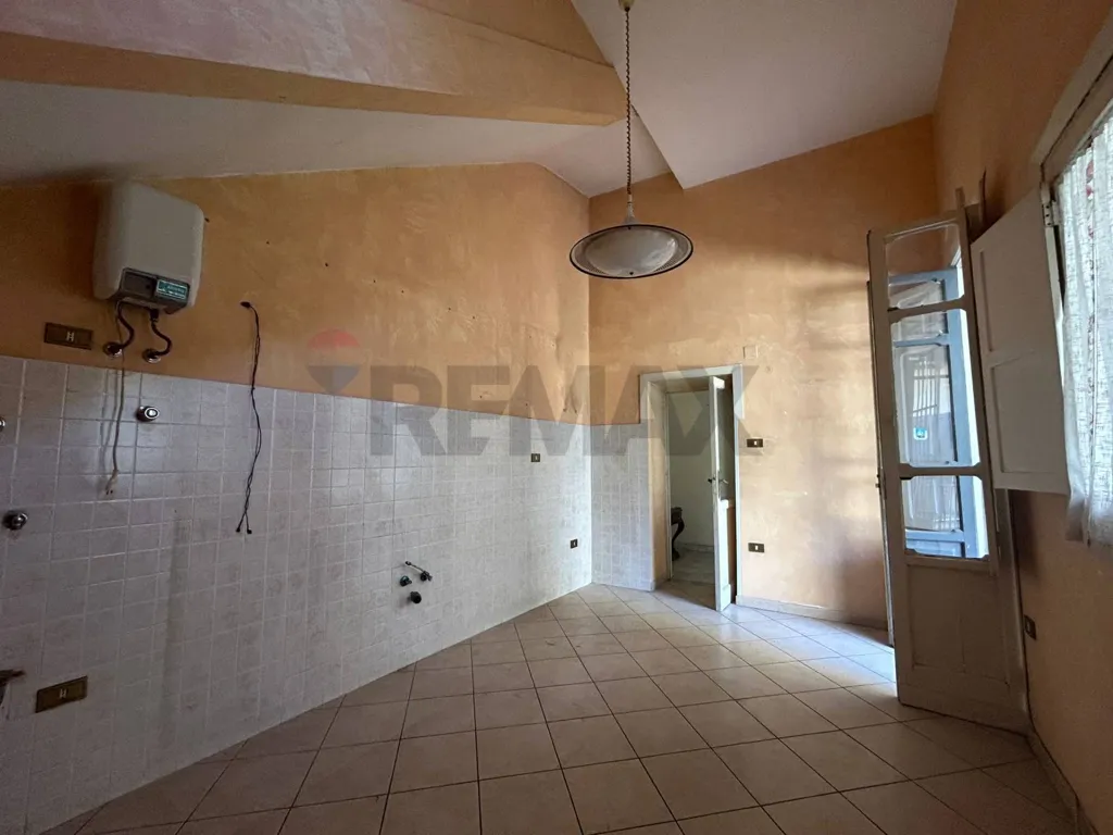 Salles de bain - Apartment with Balcony in Central Afragola