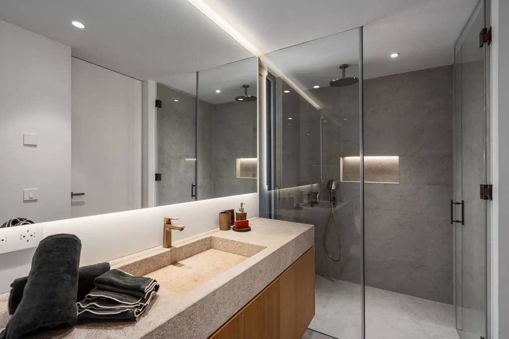 Vannitoad - Contemporary Villa with Pool in Marbella