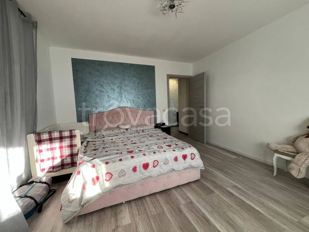 Camere da letto - Rustic Attico with Balcony in Chiusa di Pesio