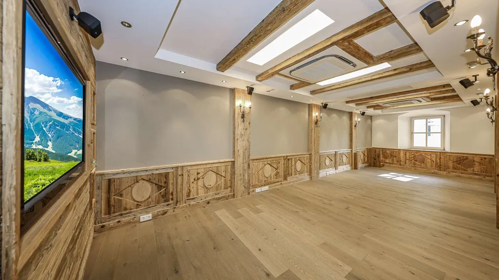 Séjour - Exclusive Office in Kitzbühel City Centre
