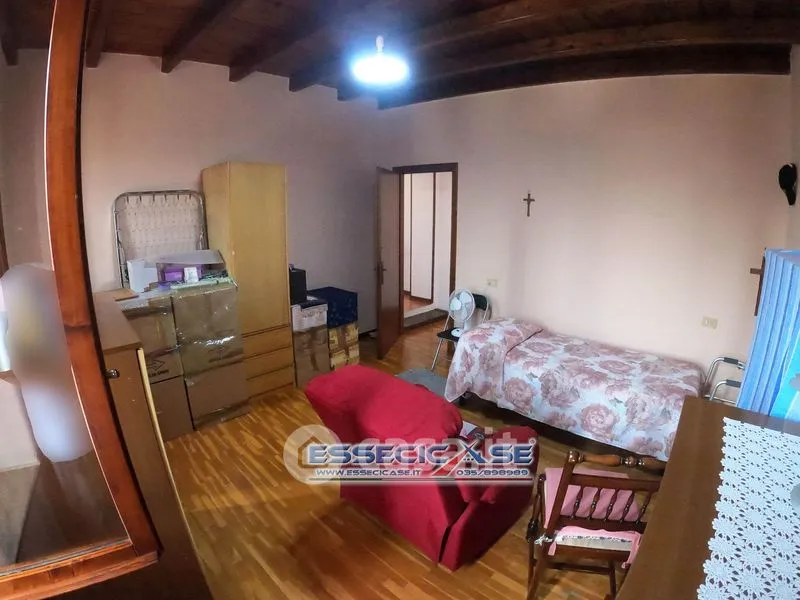 Elutuba - Independent House with Garden in Soncino