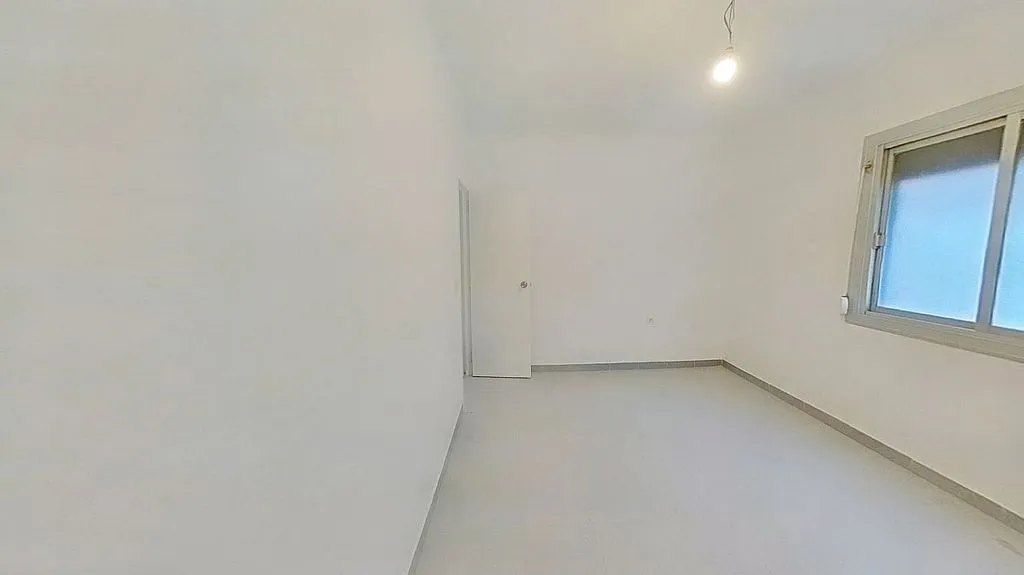 Toad - 2-Bedroom Apartment with Metro Access in La Florida