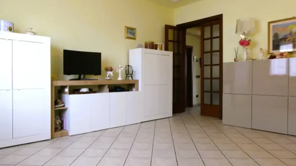 Elutuba - Rear Balcony Flat in Cerreto Guidi