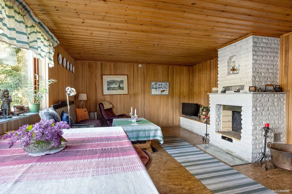 Séjour - Two-Home Estate with Nature Views in Västervik