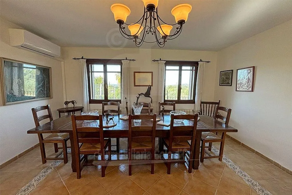 Sala da pranzo - Rustic Farmhouse with Pool in Son Mesquida